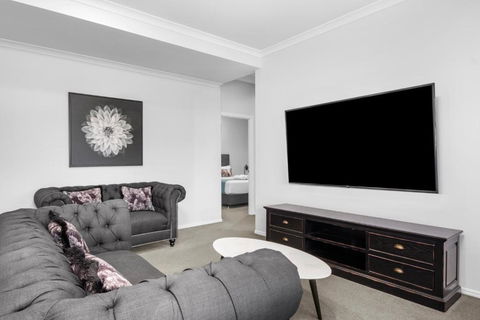 CocoBrew Boutique Apartments - Mackay Tourism 4