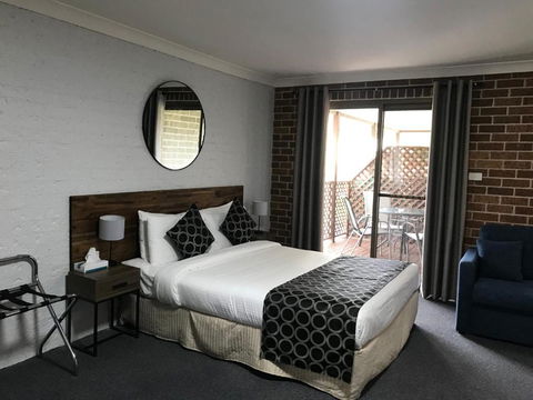 Coffs Shearwater Motel - Mackay Tourism 1