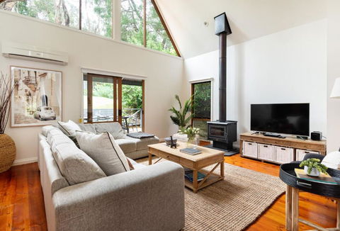 Collins Street House In Red Hill - Mackay Tourism 0