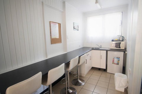 Cool Palms Motel - Mackay Tourism 4