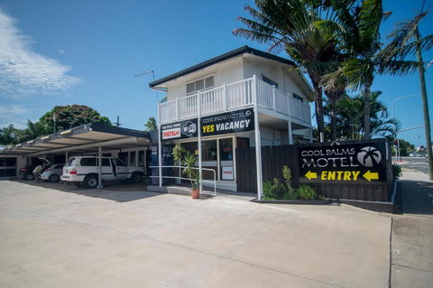 Cool Palms Motel - Mackay Tourism 0