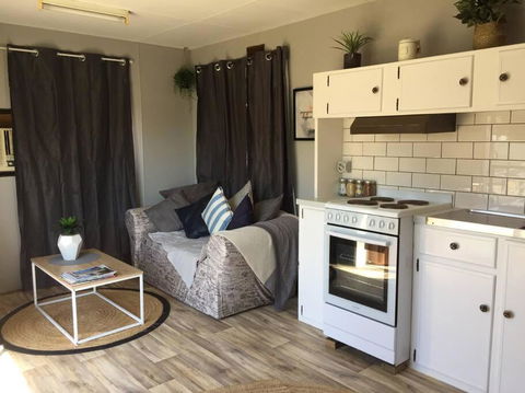 Cute Private Studio Flat With AIRCON! - Mackay Tourism 4