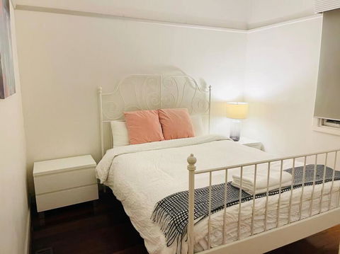 D115 Exquisite Natural Stay - Mackay Tourism 0