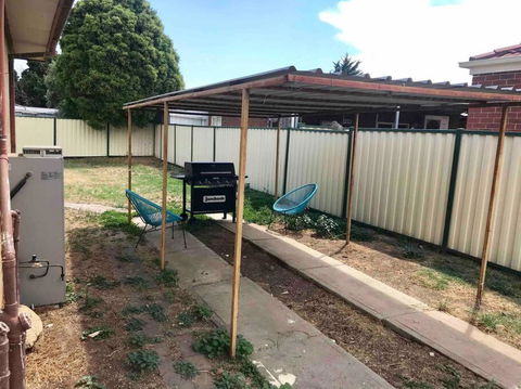 D118 Cawood Family Stay - Mackay Tourism 1