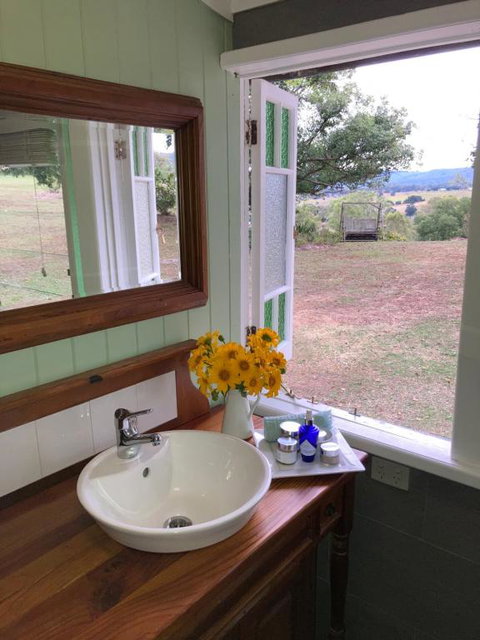 Dayboro - Blue Ridge Lavender Cottage - Mackay Tourism 2