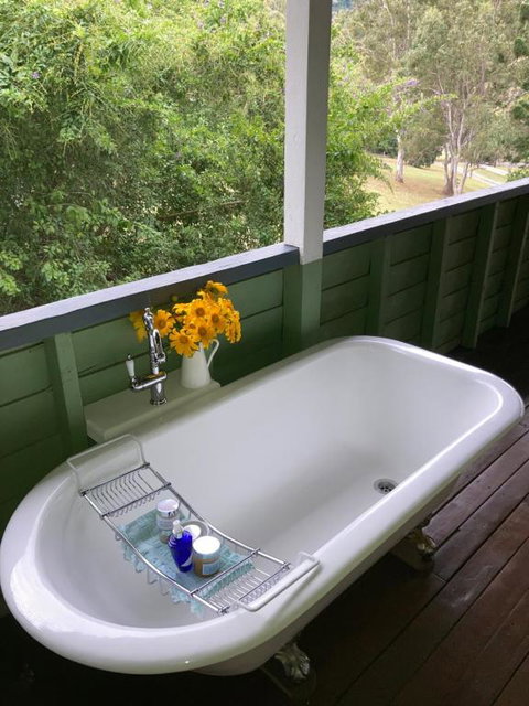 Dayboro - Blue Ridge Lavender Cottage - Mackay Tourism 1