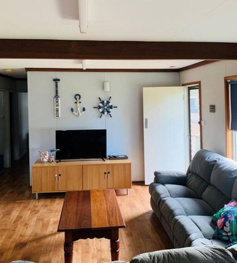 Dhu Drop Inn - Mackay Tourism 2