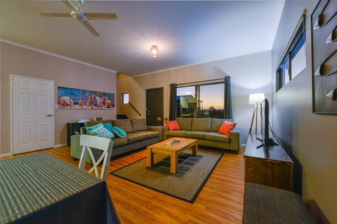 27 Osprey Way - Amazing Pet-Friendly Beach House With Gulf Views - Mackay Tourism 2