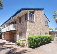 3 'Ambleside' 9 Shoal Bay Avenue - air con WIFI and close to the water and Shoal Bay shops - Mackay Tourism