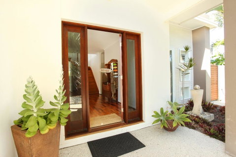 3 Bauhinia Crescent Marcoola - PET FRIENDLY, LINEN SUPPLIED, 500 BOND - Mackay Tourism 1