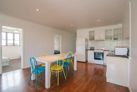 3 Bedroom Apartment / Spence St - Mackay Tourism 1