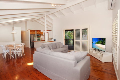 30 Scrub Road, Coolum Beach - Linen Incl, WiFi - Mackay Tourism 3