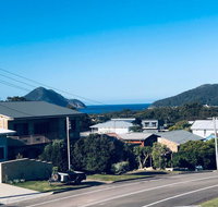 31 Kerrigan St - large home with water views  boat parking - Mackay Tourism