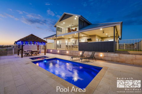 34 Madaffari Drive - Pool - Mackay Tourism 0