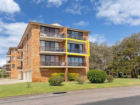 4 'Collendina', 19 Kurrawa Close - Fantastic Water Views And Sea Breezes - Mackay Tourism 2
