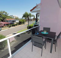 4 'Frangipani' 30 Leonard Avenue - spacious townhouse - Mackay Tourism
