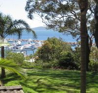 4 'Sailfish' 46 Magnus Street- water views and close to the marina - Mackay Tourism