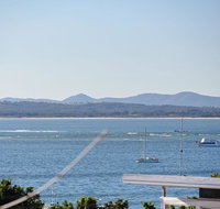 4 'Yarramundi' 47 Magnus Street - air conditioned unit with water views - Mackay Tourism