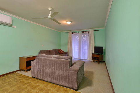 4/1 Maidstone Crescent - Mackay Tourism 2
