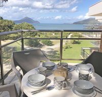 5 'Intrepid' 3 Intrepid Close - perfect beachfront location - Mackay Tourism