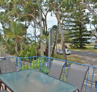 5 'Ocean Breeze' Shoal Bay Avenue - Fabulous location opposite Shoal Bay beach - Mackay Tourism