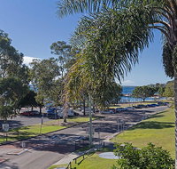 5 'Tradewinds' 110 Victoria Parade - location is fantastic  water views - Mackay Tourism