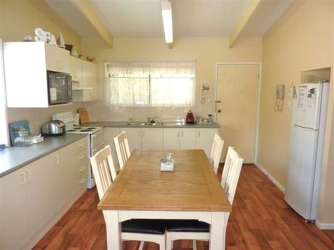6 Normandy St - Charm At The Inlet - Mackay Tourism 3