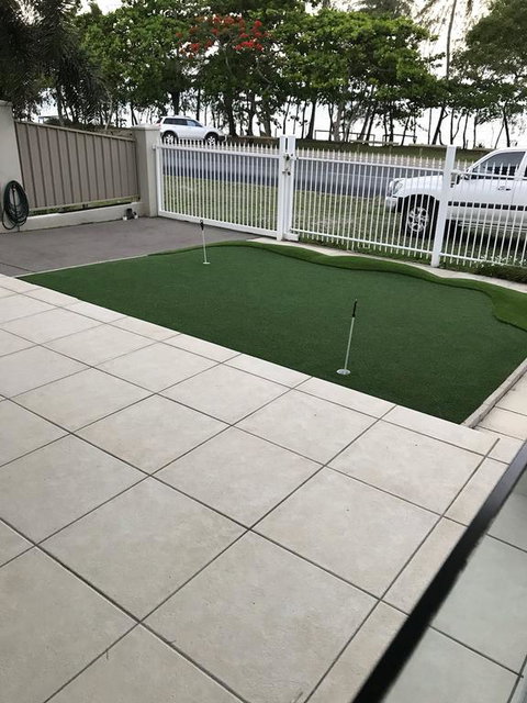 67 Casuarina Beachhouse - Mackay Tourism 3