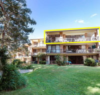 68 'Bay Parklands'  2 Gowrie Ave - aircon pool tennis court communal spa - Mackay Tourism
