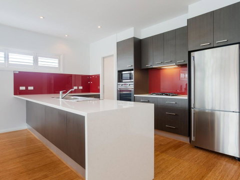 7 Judith Street - Stunning Duplex With Ducted Air - Mackay Tourism 2