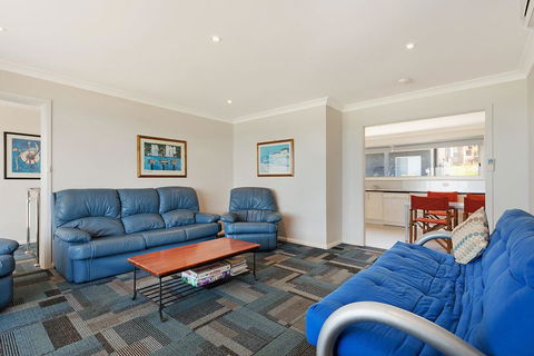 81 Dalmeny Drive - Beach House - Mackay Tourism 2