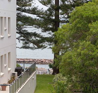 9 'Bronte Court' 17 Magnus Street - renovated unit with filtered views  pool - Mackay Tourism