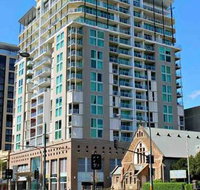 96 North Terrace Stylish Penthouse Apartment - Mackay Tourism