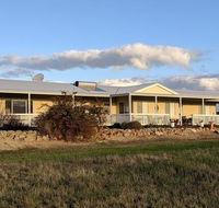 A Better Life Animal Sanctuary FarmStay - Private Two-Bedrooms Lounge Room  Bathroom  Toilet Shared Kitchen - Mackay Tourism