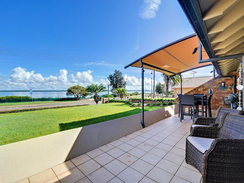 A Fisherman's Rest - Mackay Tourism 1