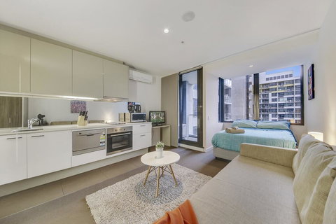 A Lovely Studio Next To Southern Cross - Mackay Tourism 1