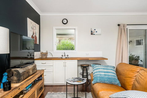 A PERFECT STAY - Byron Hills Hinterland Retreat - Mackay Tourism 3