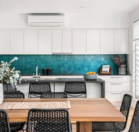 A PERFECT STAY - Shore Beats Work - Mackay Tourism