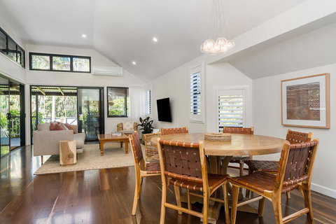 A PERFECT STAY - Solstice - Mackay Tourism 1