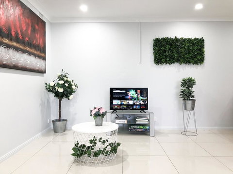 A Stylish Place - Recently Renovated Punbl - Mackay Tourism 1