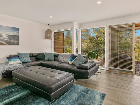 A Wave From It All - Mackay Tourism 3