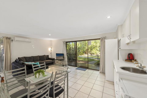 Aanuka Tropical Spa Bure - Mackay Tourism 0