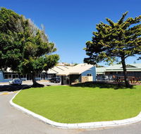 Abrolhos Reef Lodge - Mackay Tourism