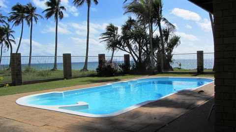 ABSOLUTE BEACH FRONT MACKAY - Comfort Resort Blue Pacific - Mackay Tourism 1