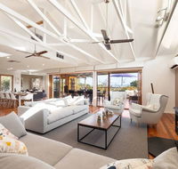 Acqua Vista - water view fireplace walk to beach - Mackay Tourism