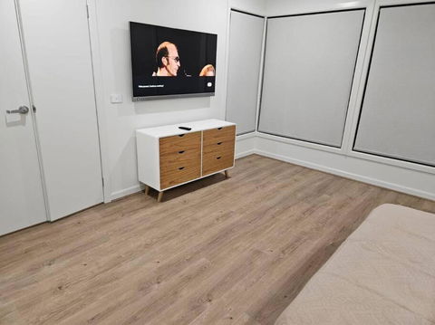 E 4 Room Retreat Family Friendly - Mackay Tourism 2