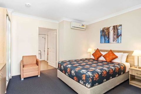 Econo Lodge Alabaster - Mackay Tourism 1