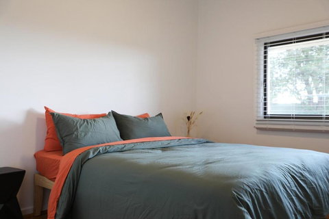 Dreamy Abode - Vineyard Retreat - Mackay Tourism 4