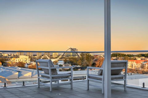 EAST34/60 - Urban Sanctuary - Mackay Tourism 3