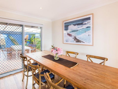 Easy Living At 14 Daphne Street - Mackay Tourism 2